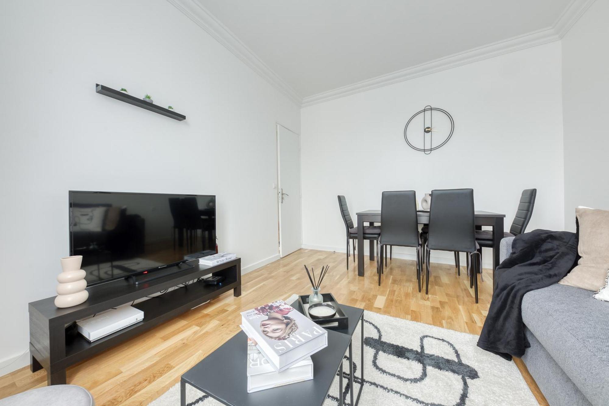 Maison 8 Personnes - Parking - Metro 7 Et Rer B A 6 Minutes La Courneuve Exteriér fotografie